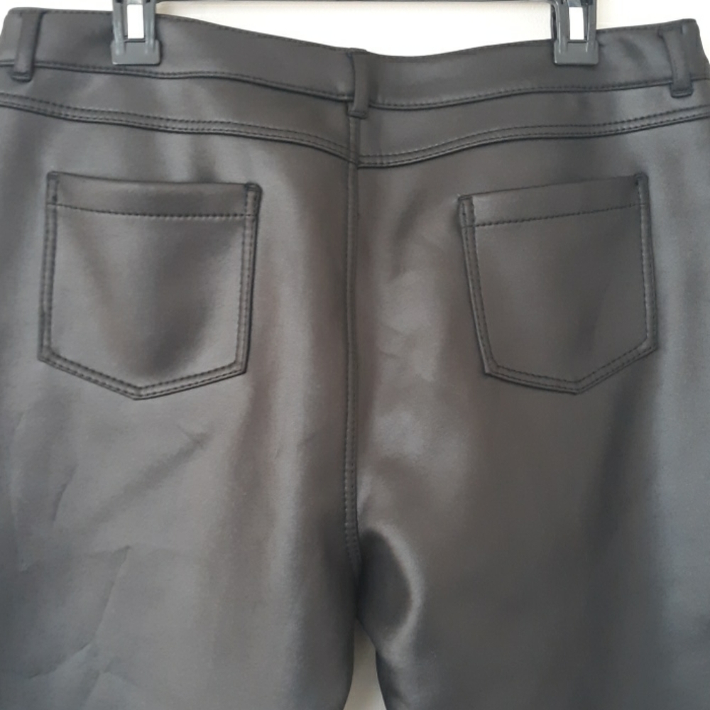 Catherine Malandrino black stretch pants size 14. - Picture 4 of 8